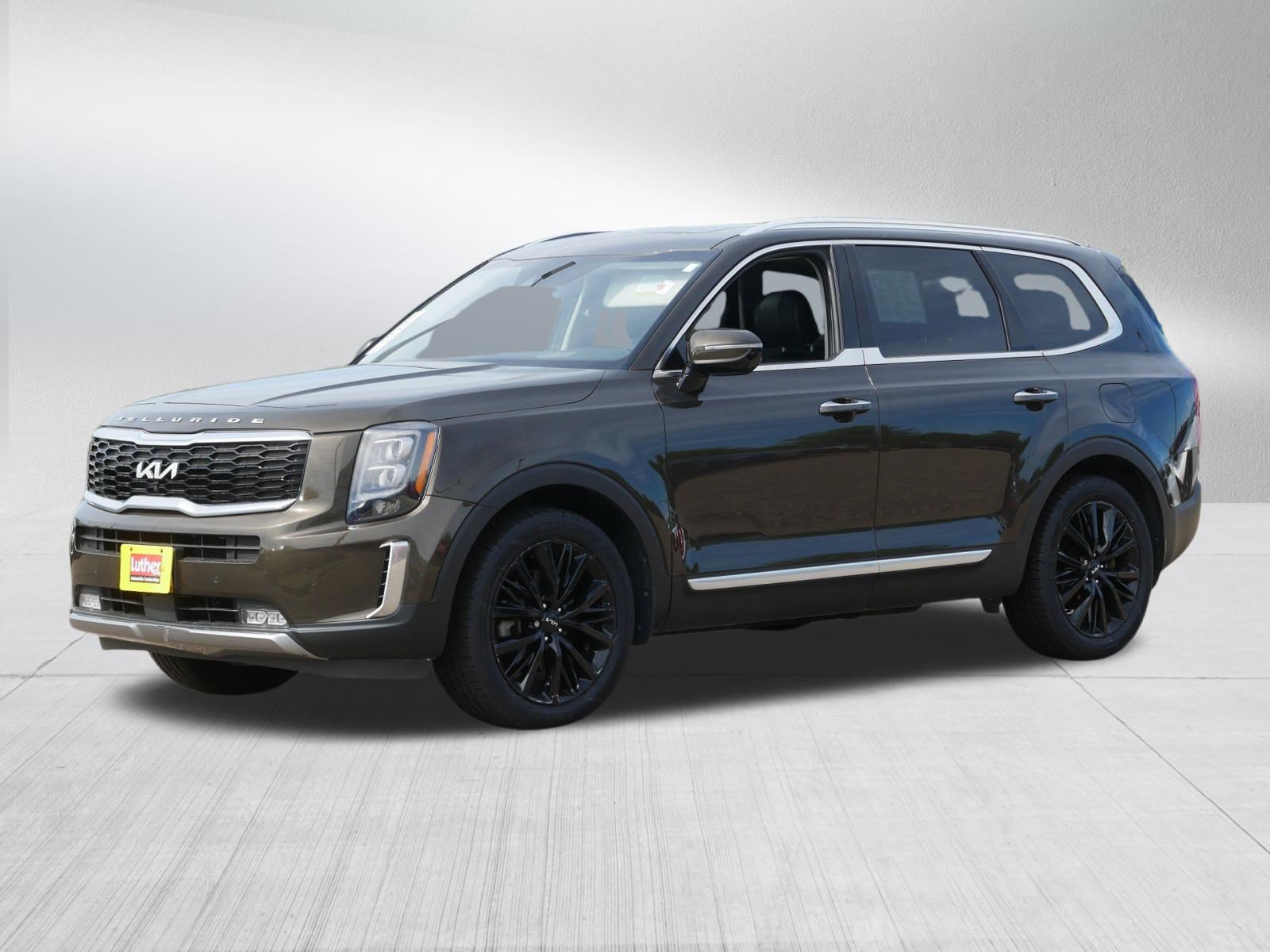 Used 2022 Kia Telluride SX w/ SX Prestige Package AWD/4WD image 3