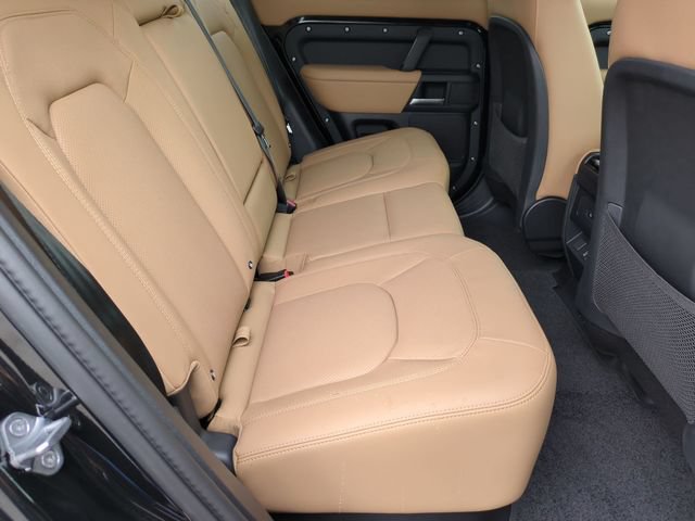 New 2026 Land Rover Defender 110 S AWD/4WD image 17
