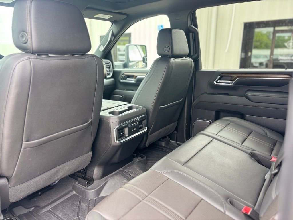 Used 2024 Chevrolet Silverado 2500 High Country w/ Technology Package image 23