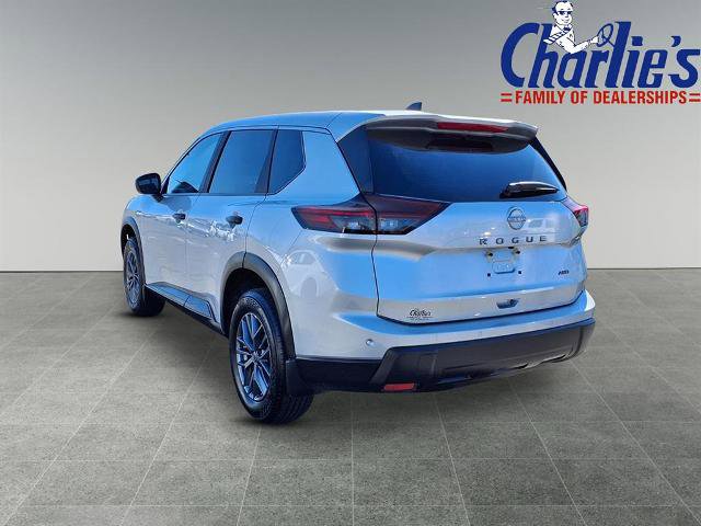 Certified 2025 Nissan Rogue S image 5