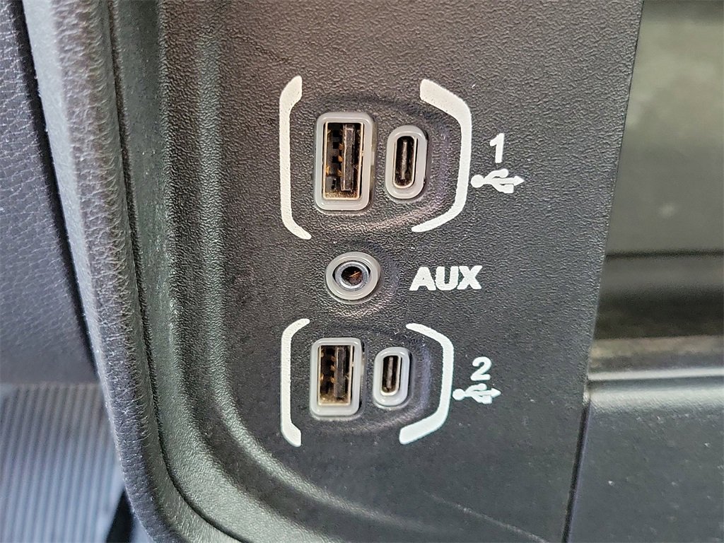 Used 2024 RAM 2500 Big Horn w/ Off Road Package image 32