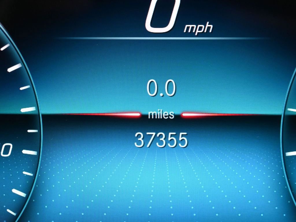 Used 2022 Mercedes-Benz GLS 450 4MATIC image 13