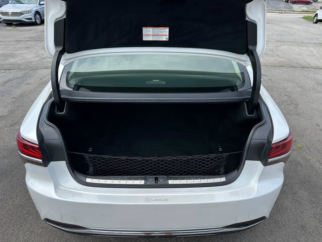 Used 2018 Lexus LS 500h AWD w/ Luxury Package image 38