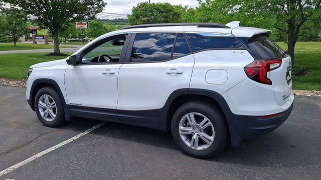 Certified 2024 GMC Terrain SLE w/ Driver Convenience Package AWD/4WD image 6