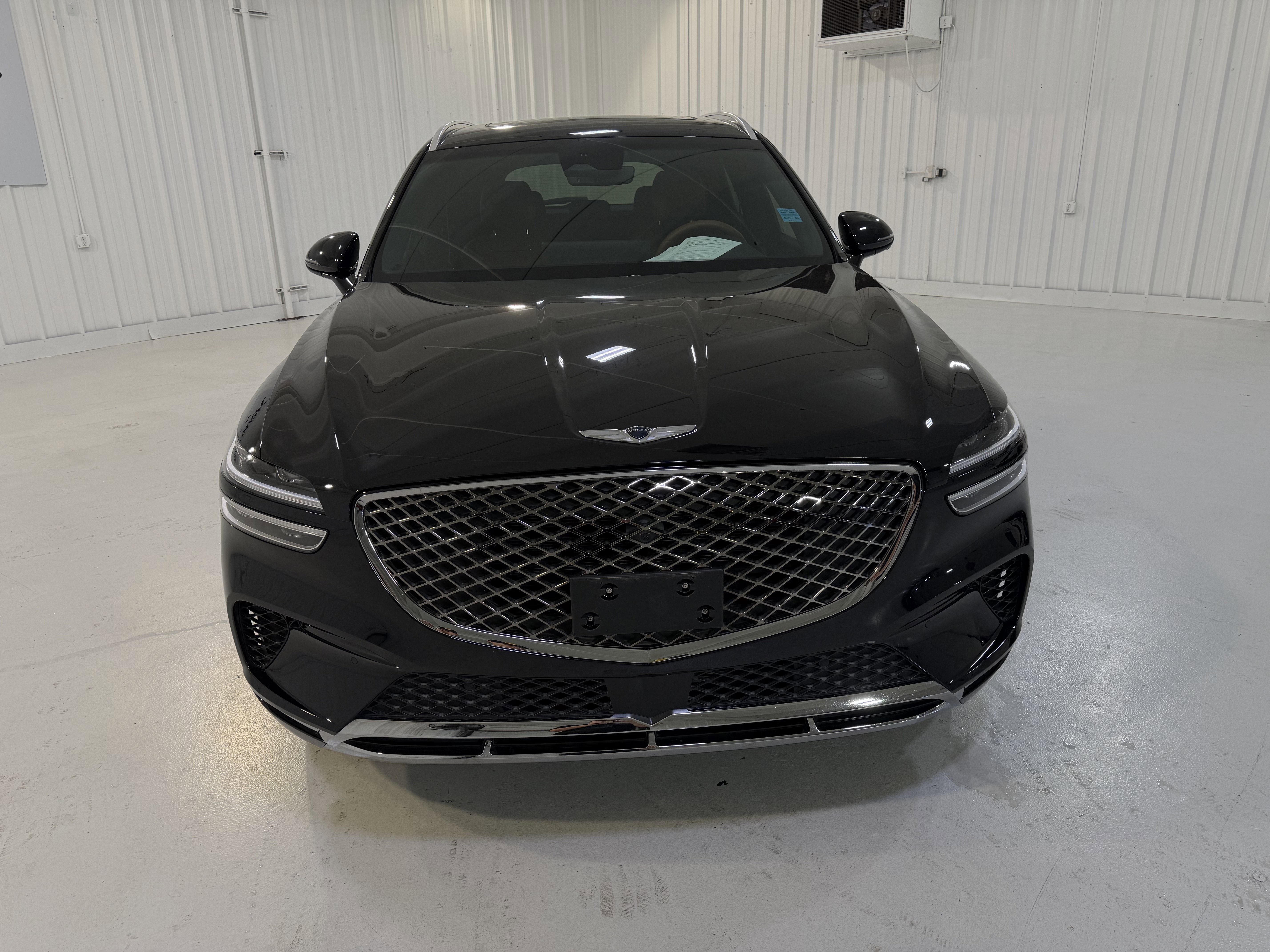 Used 2025 Genesis GV70 2.5T w/ Advanced Package AWD/4WD image 8