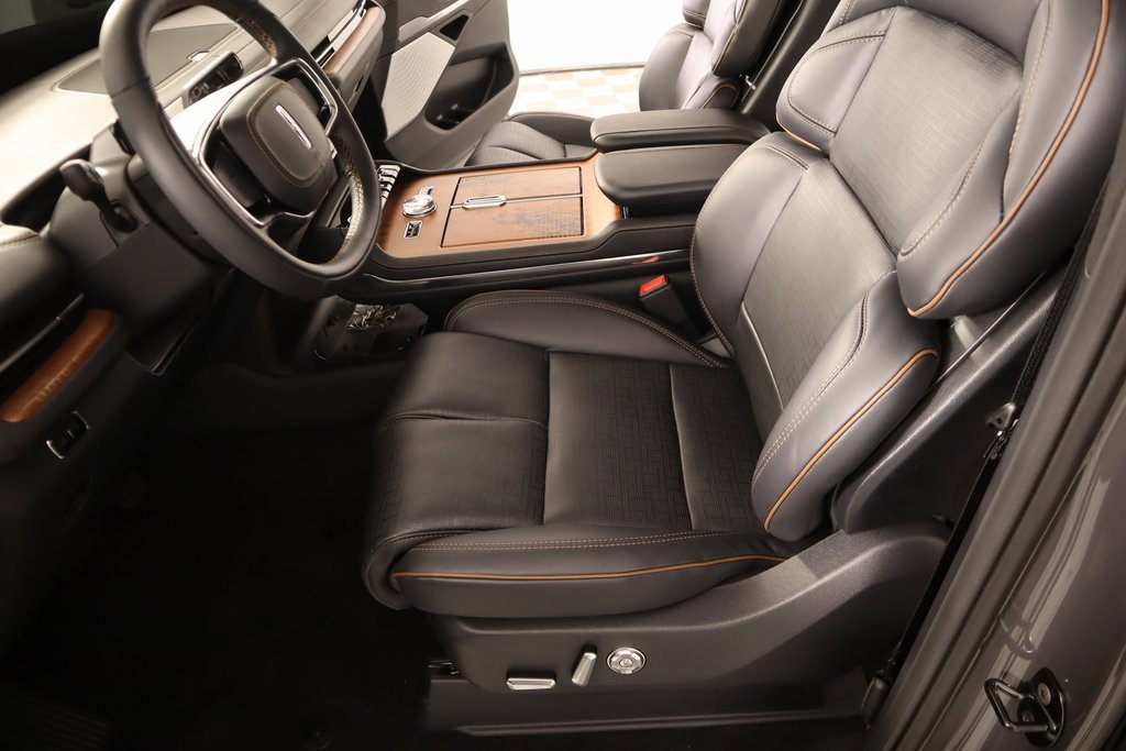 New 2025 Lincoln Navigator L Black Label image 11