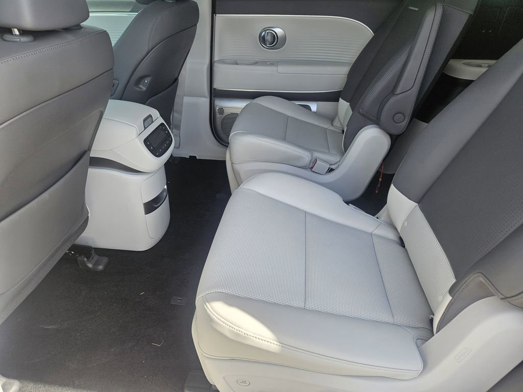 New 2026 Hyundai Ioniq 9 Limited image 30