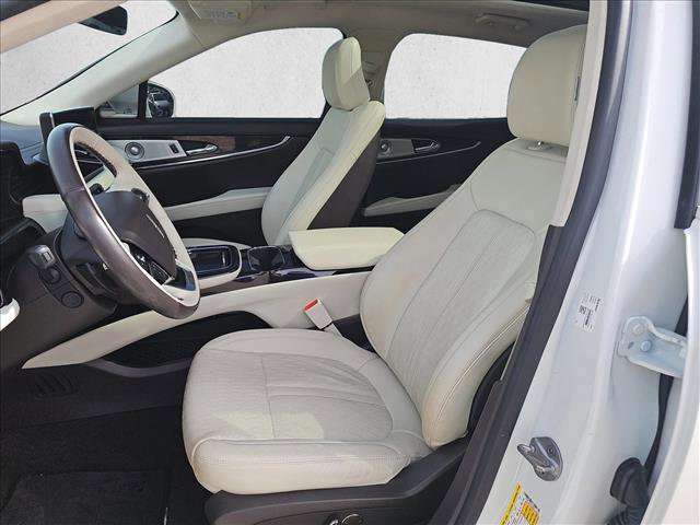 Used 2022 Lincoln Nautilus Black Label w/ Class II Trailer Tow Package image 12