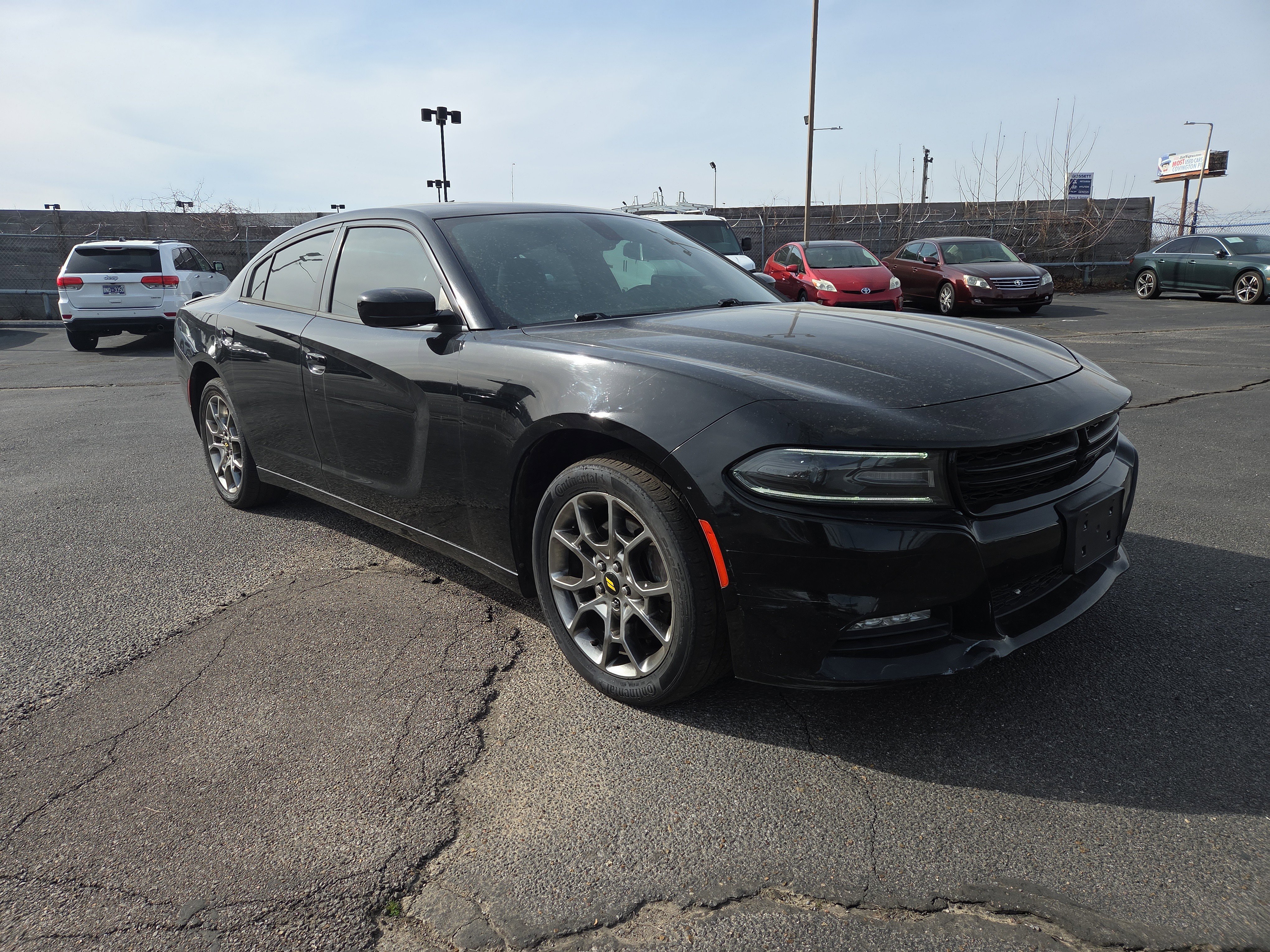 Used 2017 Dodge Charger SXT w/ AWD Plus Group image 7