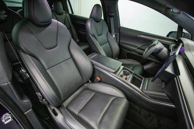 Used 2022 Tesla Model X Plaid image 21