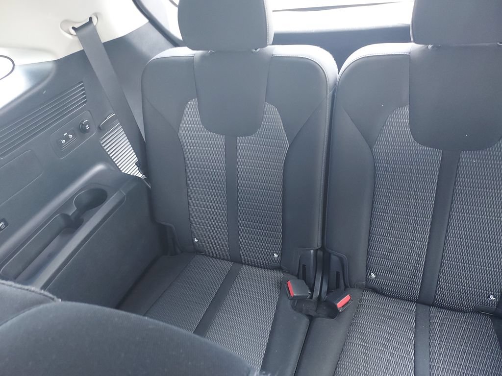 Used 2026 Kia Sorento LX FWD image 23