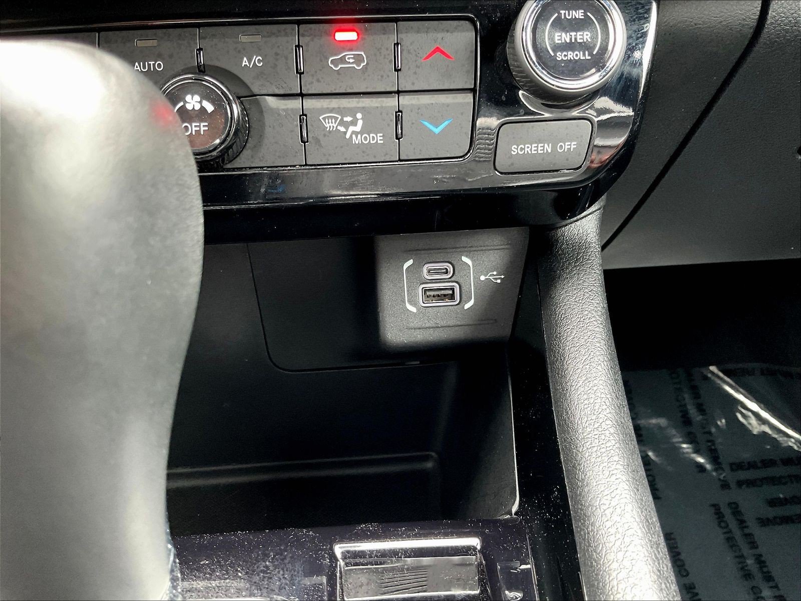 Used 2022 Jeep Compass Limited AWD/4WD image 19
