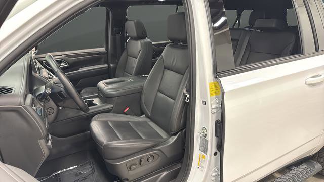 Used 2022 Chevrolet Suburban Z71 w/ Z71 Off-Road Package AWD/4WD image 9