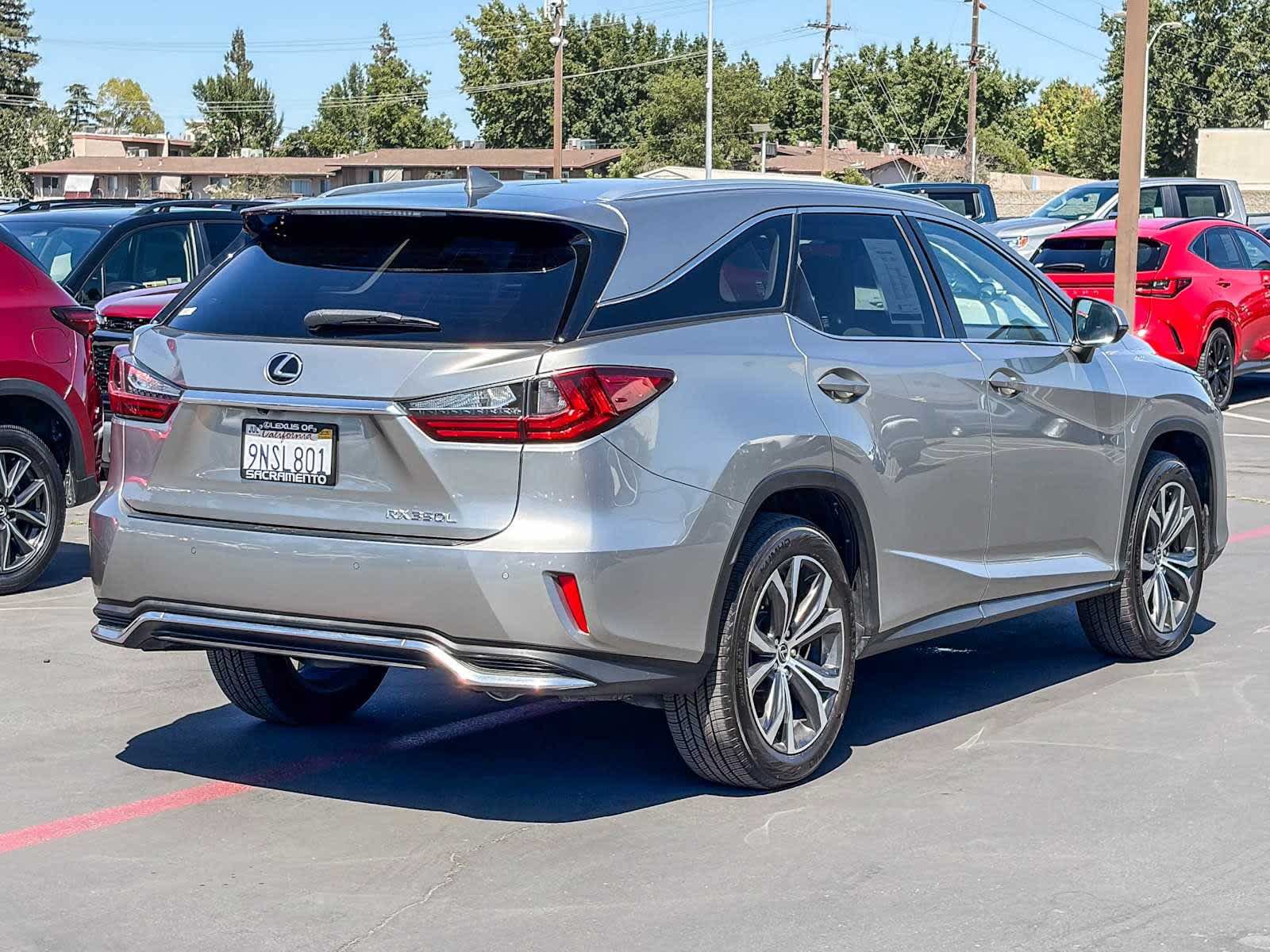 Used 2020 Lexus RX 350L FWD w/ Premium Package image 4