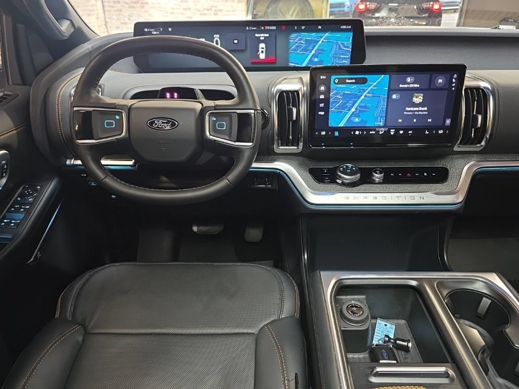Used 2026 Ford Expedition Tremor AWD/4WD image 22