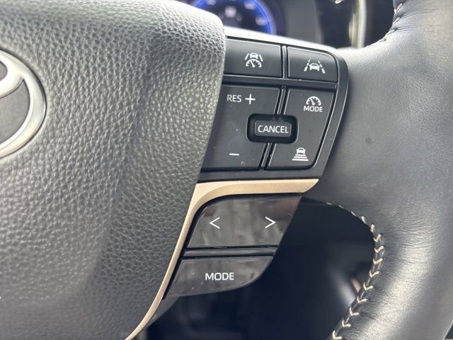 Used 2024 Toyota Crown Platinum AWD/4WD image 29