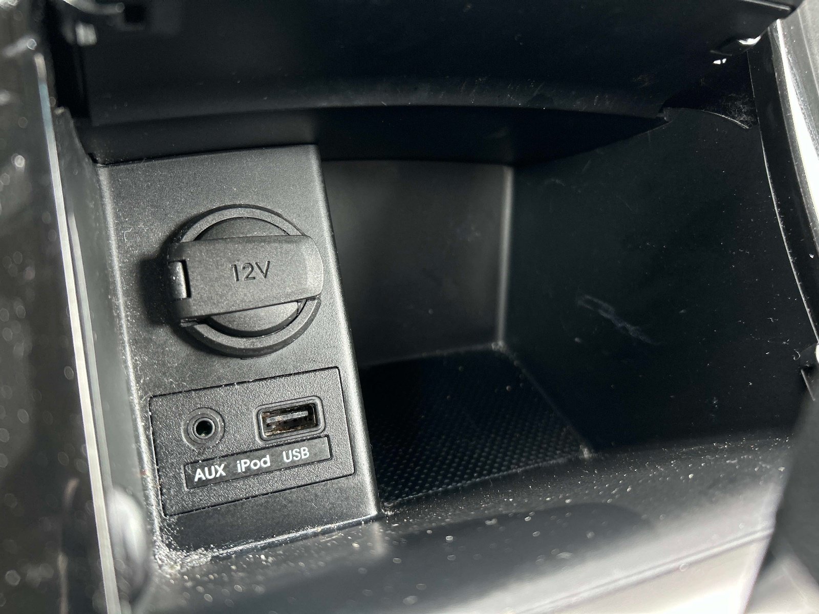 Used 2013 Hyundai Elantra FWD image 27