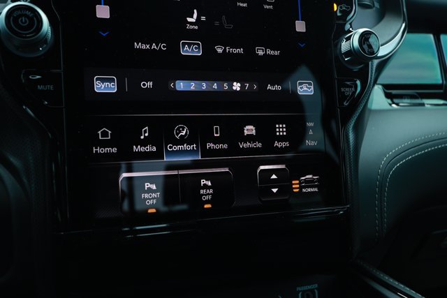 New 2026 RAM 1500 Limited AWD/4WD image 22