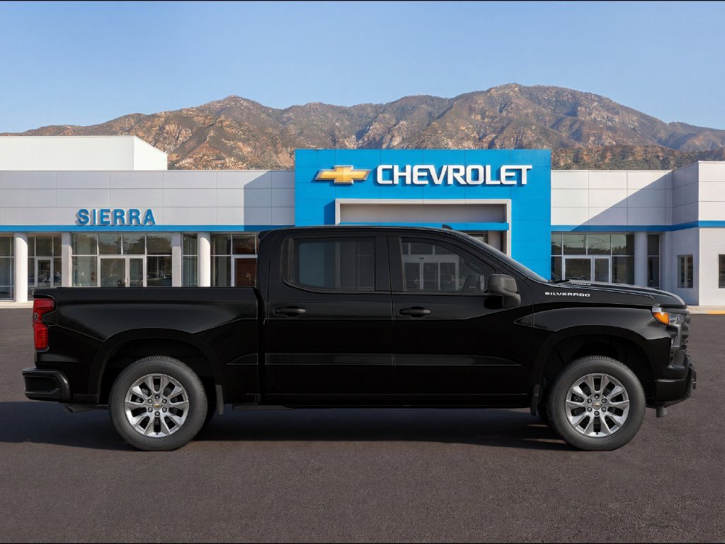 New 2026 Chevrolet Silverado 1500 Custom RWD image 3