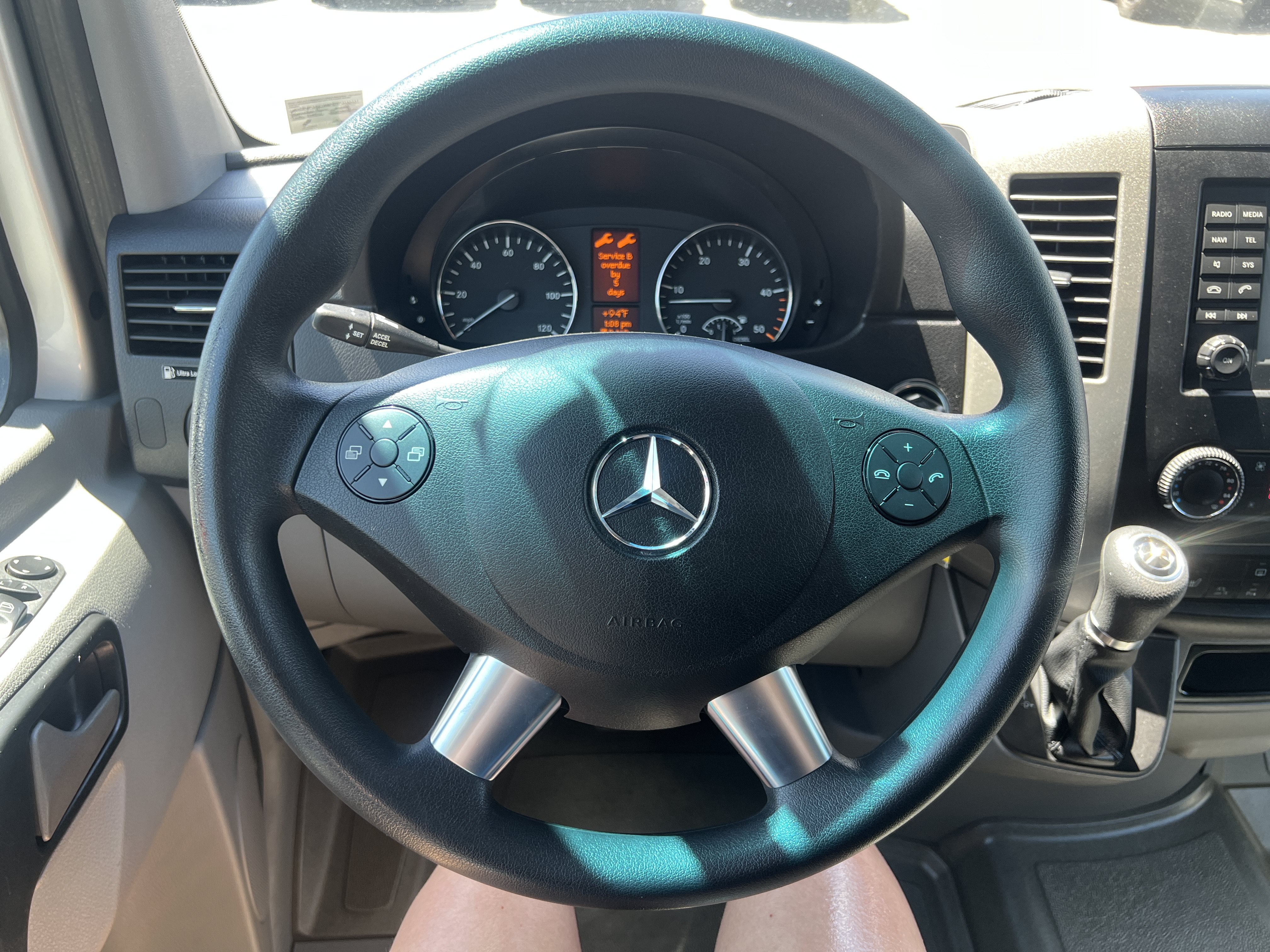 Used 2014 Mercedes-Benz Sprinter 2500 image 17