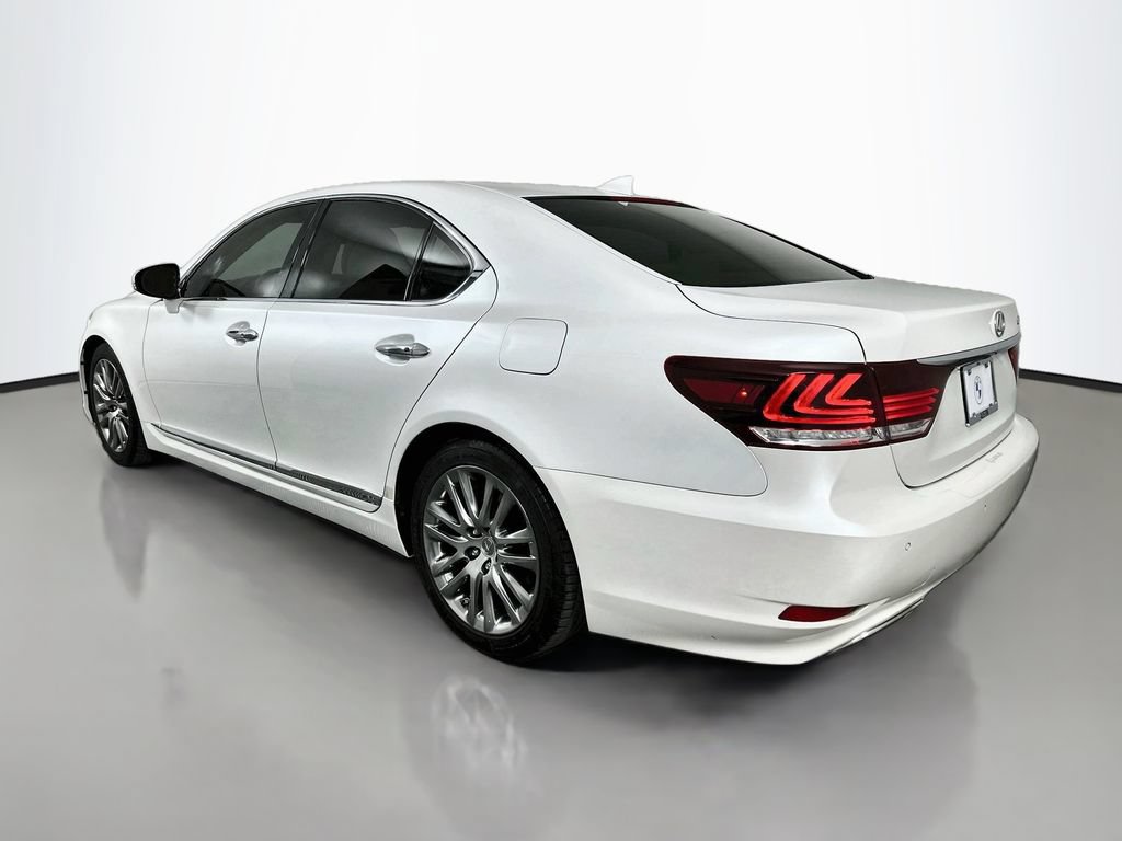 Used 2016 Lexus LS 460 w/ Comfort Package RWD image 7