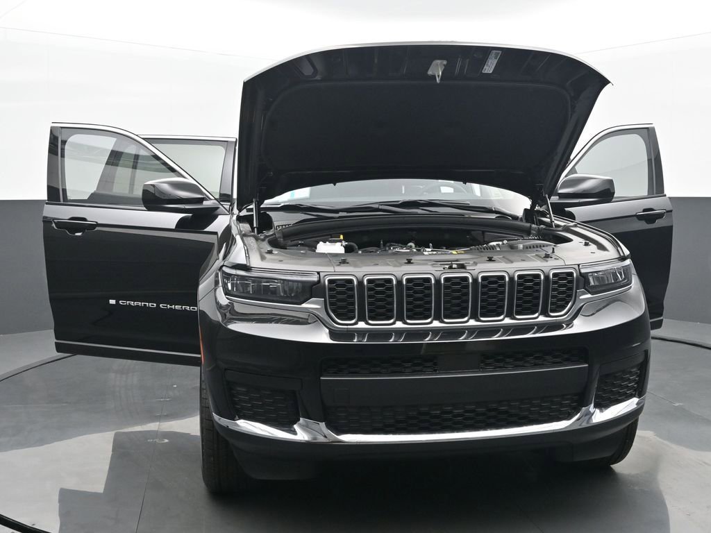 New 2025 Jeep Grand Cherokee L Laredo w/ Luxury Tech Group I image 56