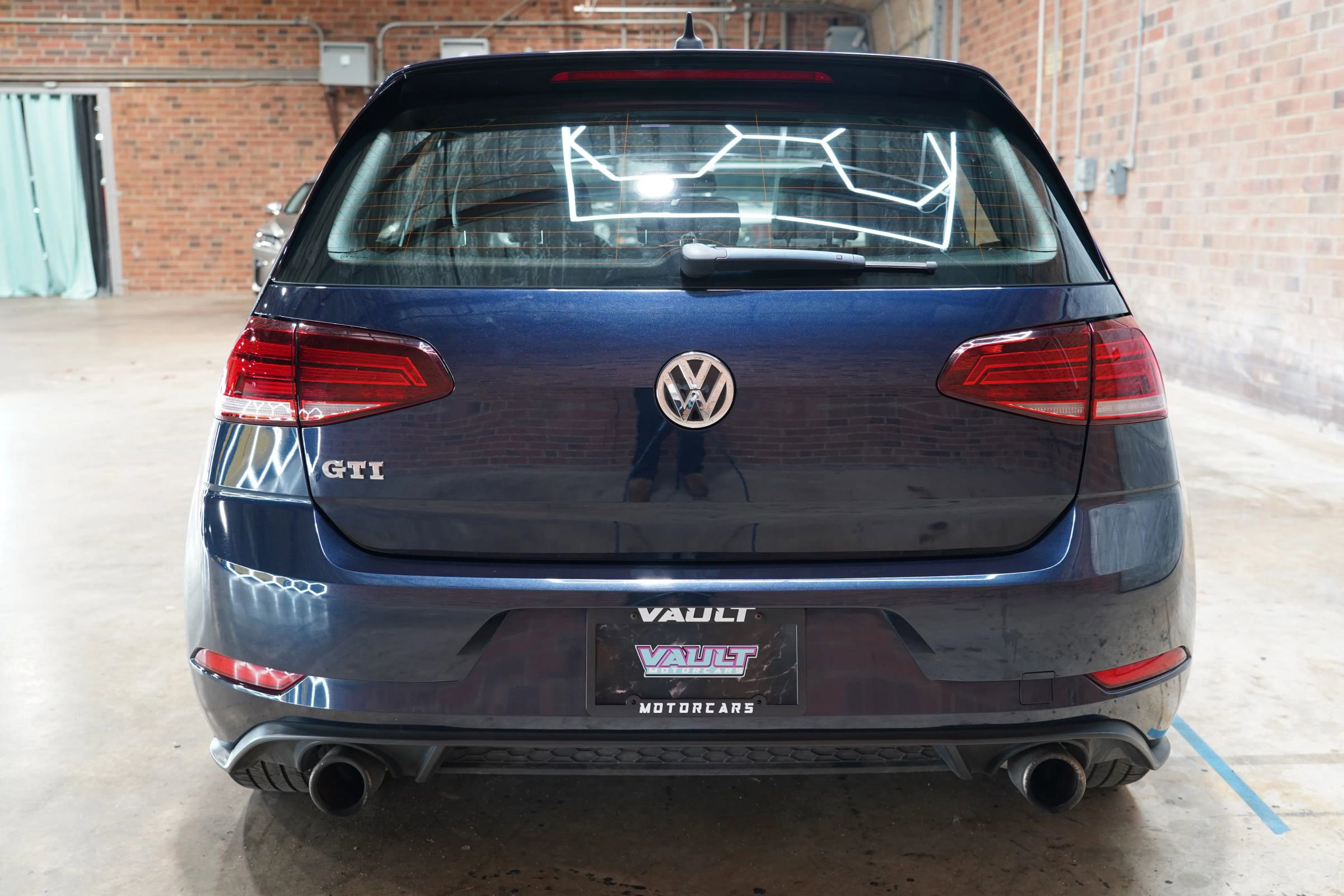 Used 2018 Volkswagen GTI SE w/ SE Leather Package image 13