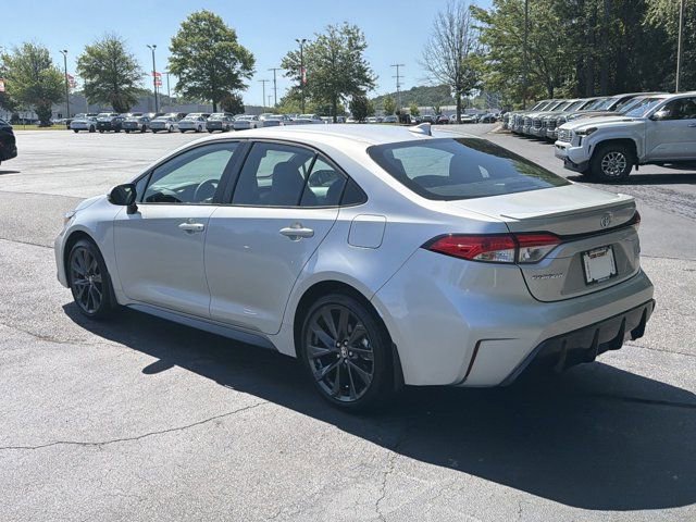 Used 2026 Toyota Corolla SE w/ SE Package FWD image 5