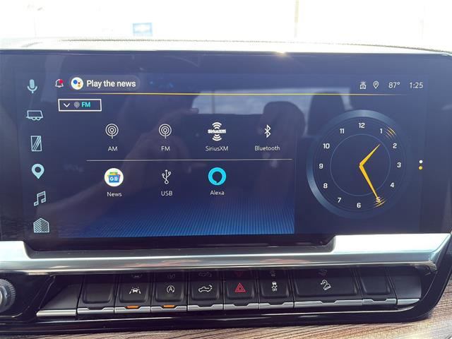 Used 2025 Chevrolet Silverado 1500 LT AWD/4WD image 20