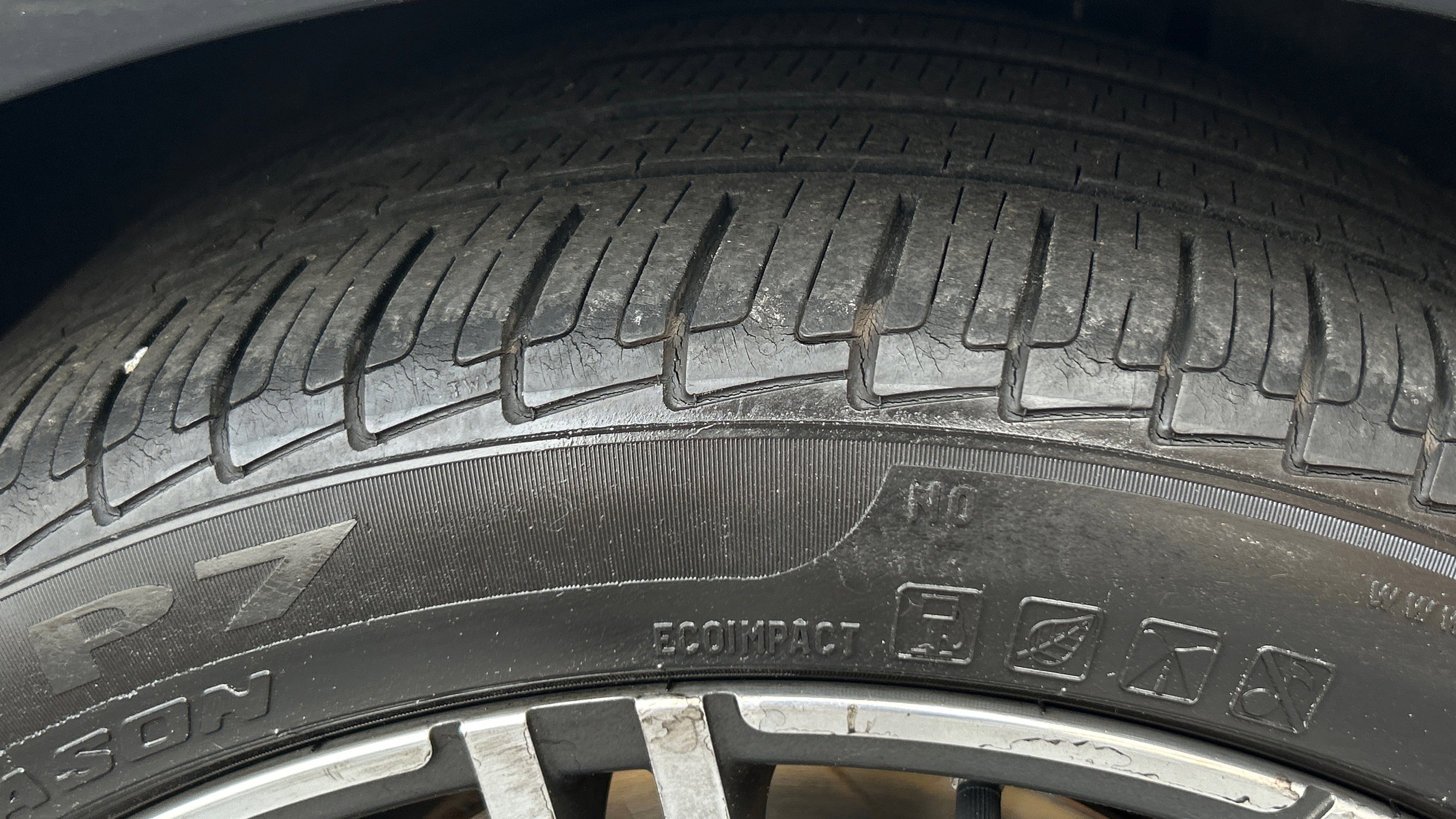 Used 2015 Porsche Panamera 4S image 50