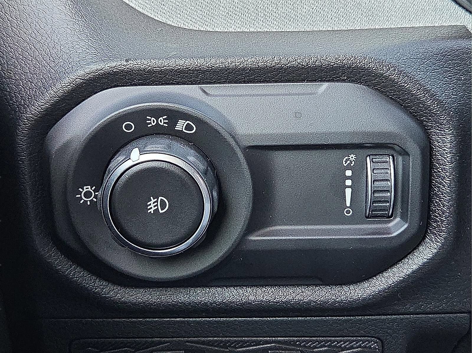 New 2026 Jeep Wrangler Sport image 18