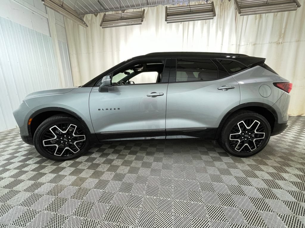 Certified 2024 Chevrolet Blazer RS w/ Driver Confidence II Package AWD/4WD image 21
