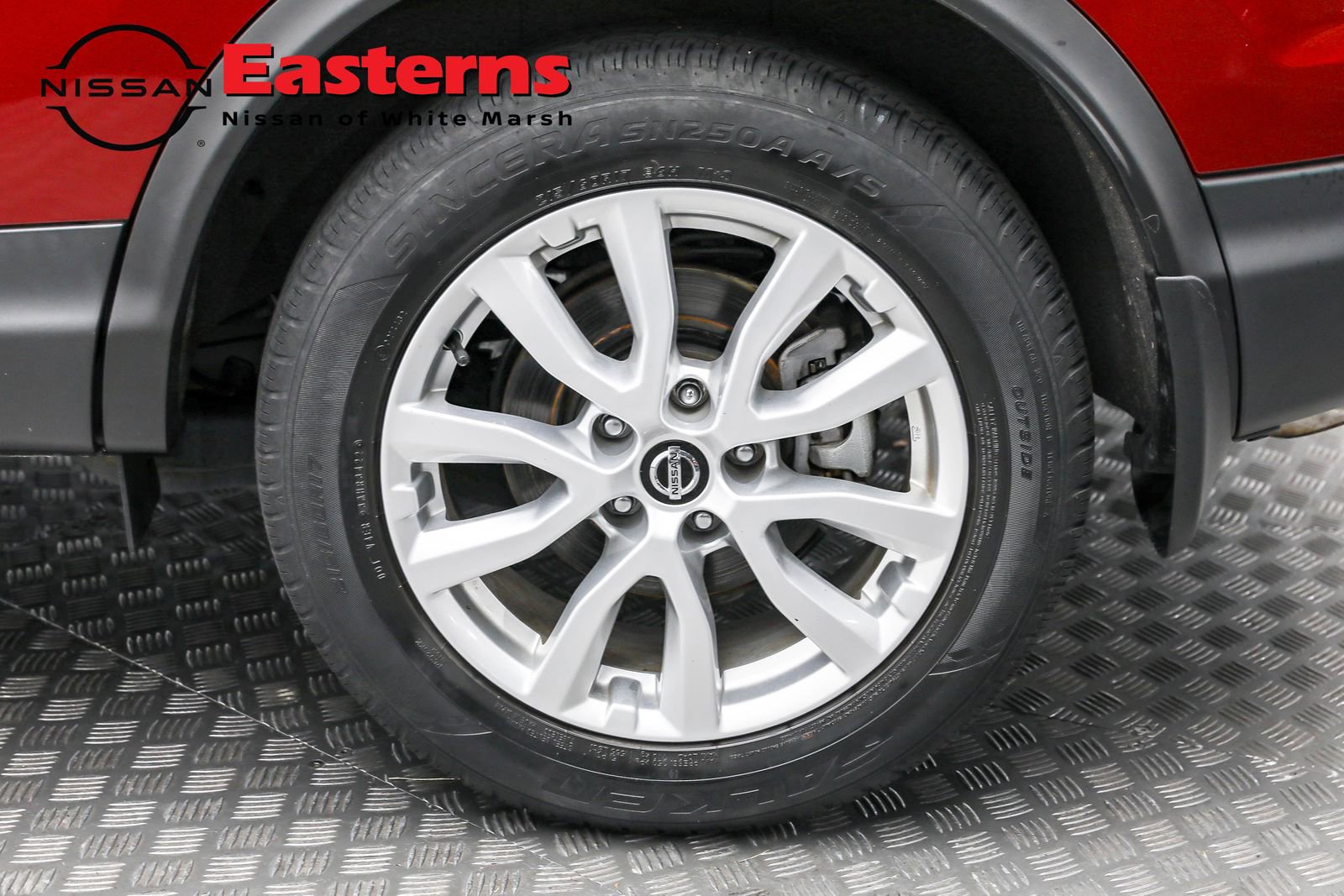 Used 2022 Nissan Rogue Sport SV w/ Technology Package image 8