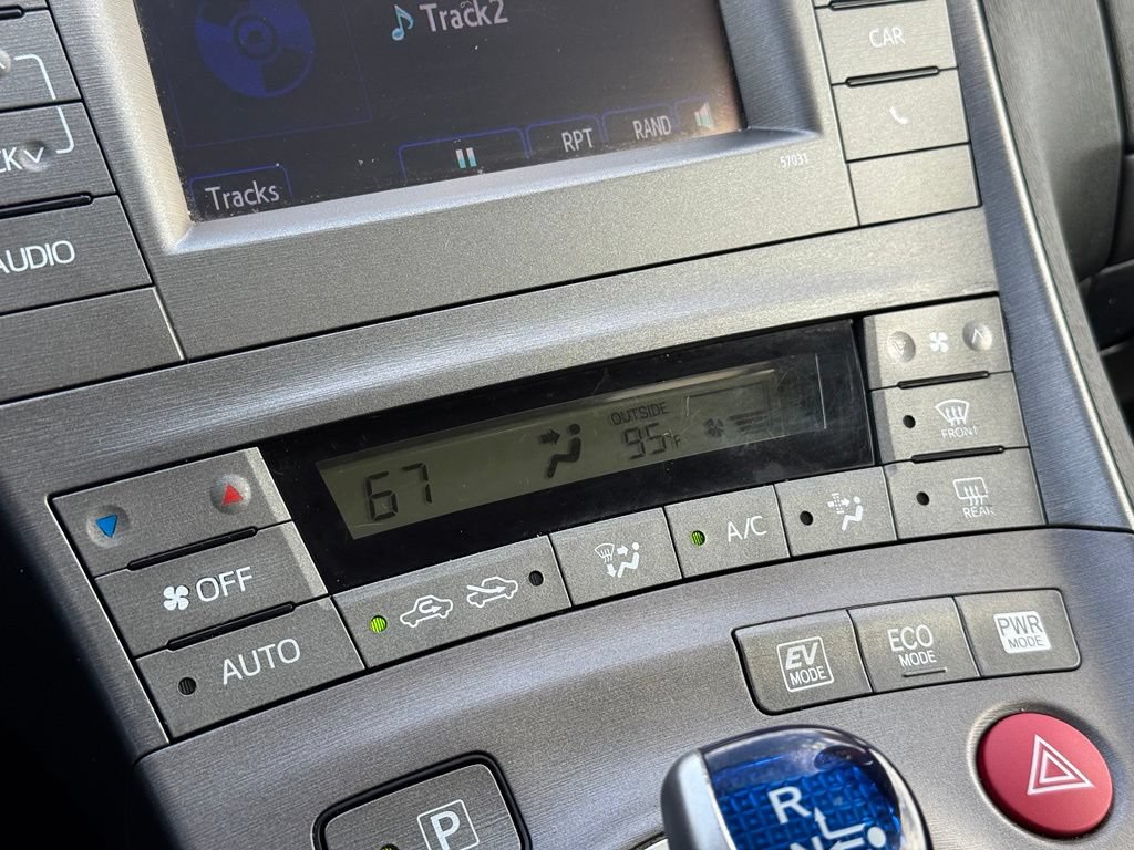 Used 2015 Toyota Prius Two FWD image 15
