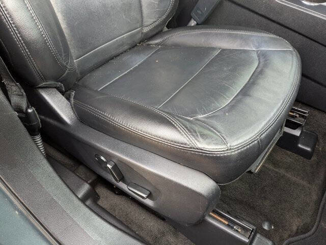 Used 2016 Ford Explorer XLT w/ Equipment Group 202A image 42