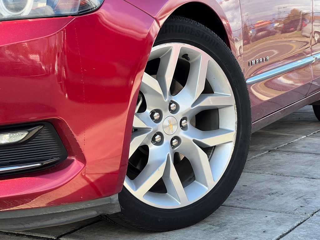 Used 2015 Chevrolet Impala LTZ FWD image 2