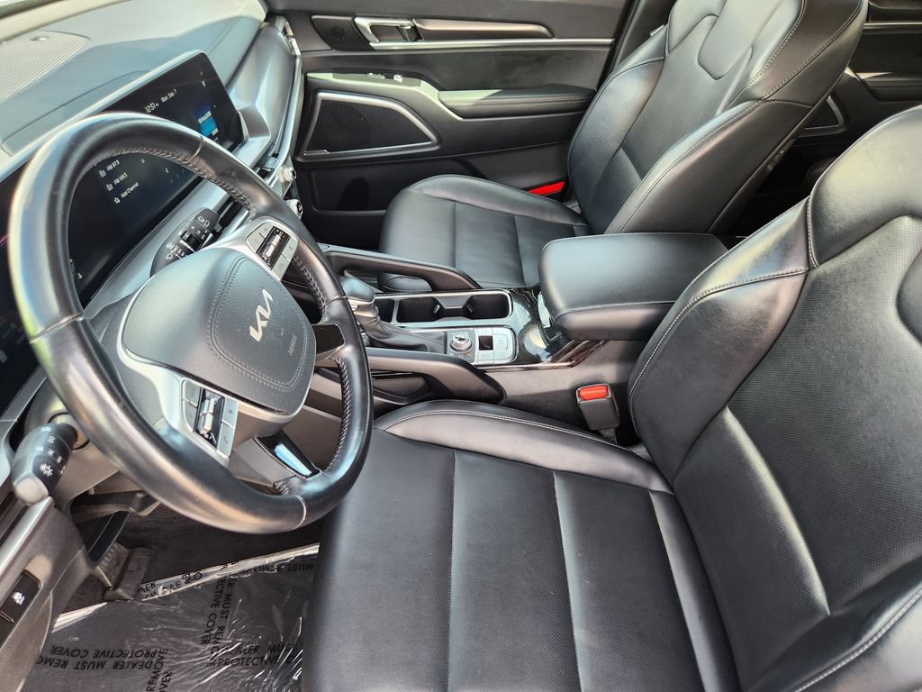 Used 2025 Kia Telluride S AWD/4WD image 4