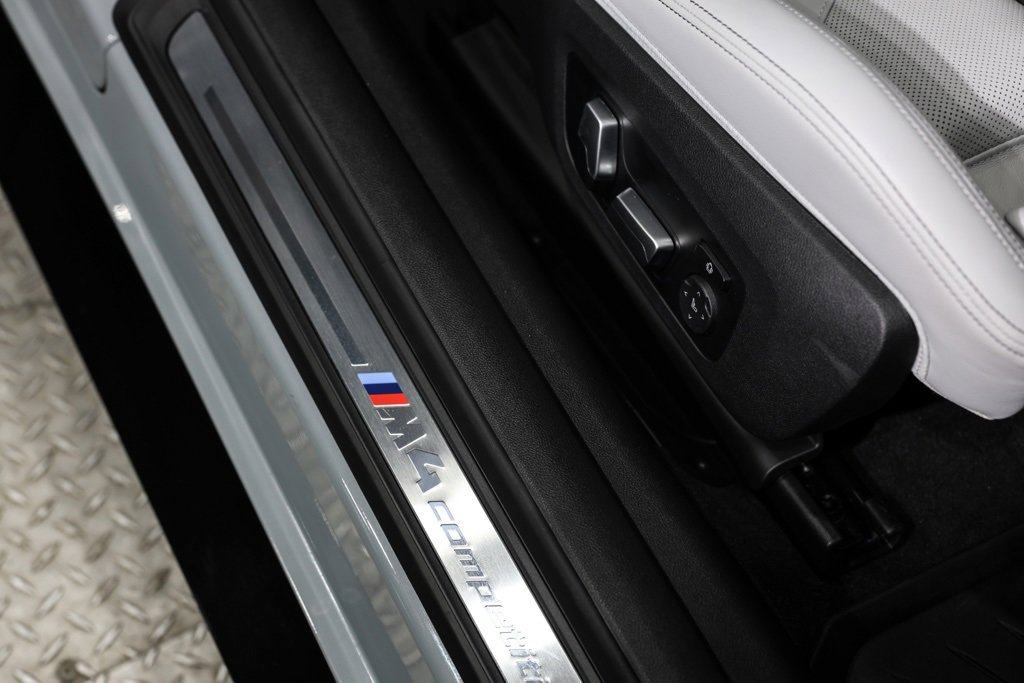 Used 2021 BMW M4 Competition w/ M Carbon Exterior Package image 43