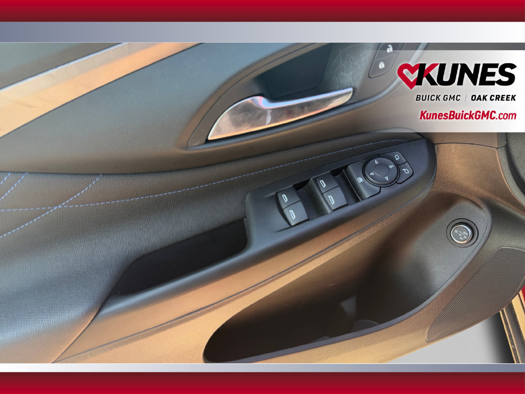 Used 2026 Buick Envista Sport Touring w/ Convenience I Package FWD image 21