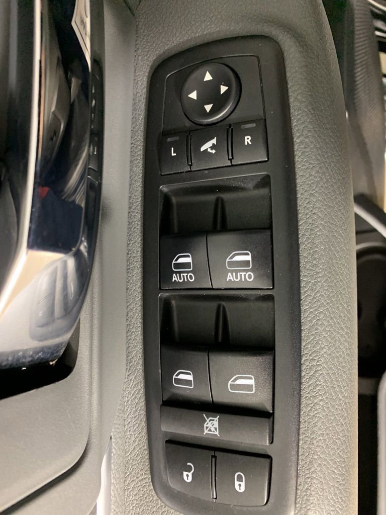 Used 2018 RAM 1500 Big Horn image 17