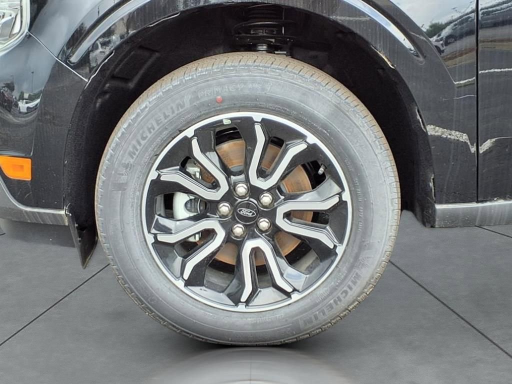 New 2024 Ford Maverick Lariat w/ 4K Tow Package image 13