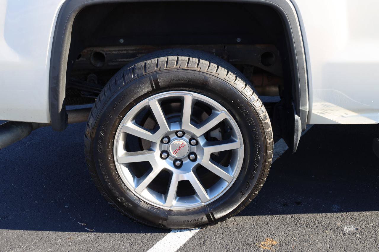 Used 2015 GMC Sierra 1500 Denali w/ Driver Alert Package AWD/4WD image 31