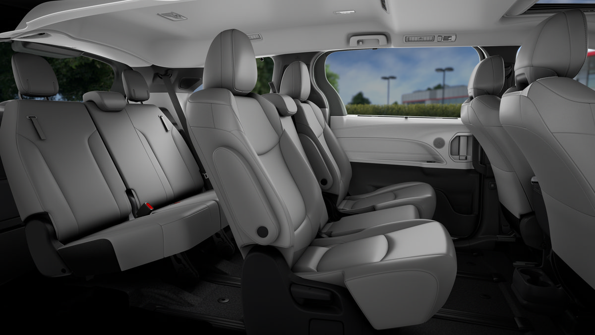 New 2026 Toyota Sienna XLE FWD image 31