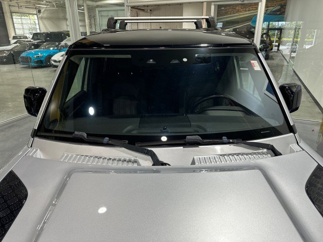Used 2020 Land Rover Defender 110 First Edition AWD/4WD image 21