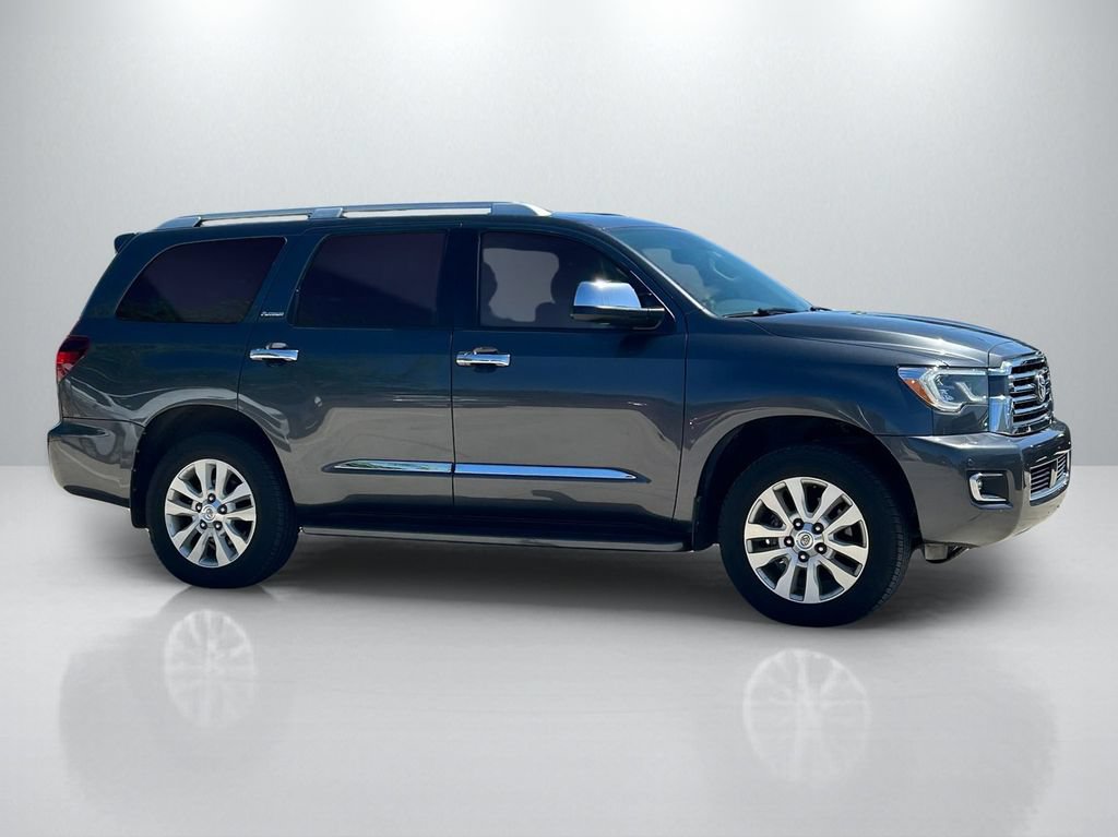 Used 2019 Toyota Sequoia Platinum RWD image 4