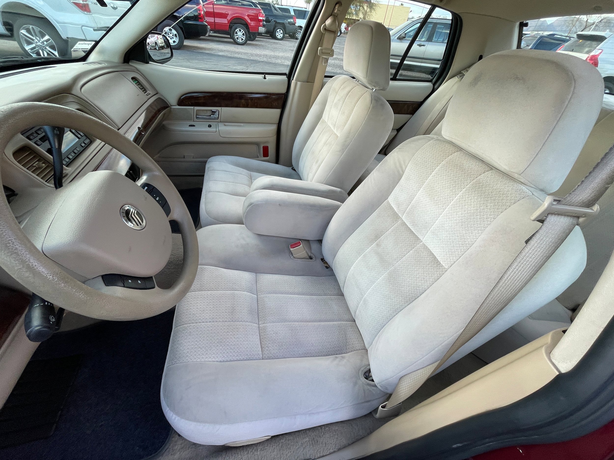 Used 2006 Mercury Grand Marquis GS RWD image 13