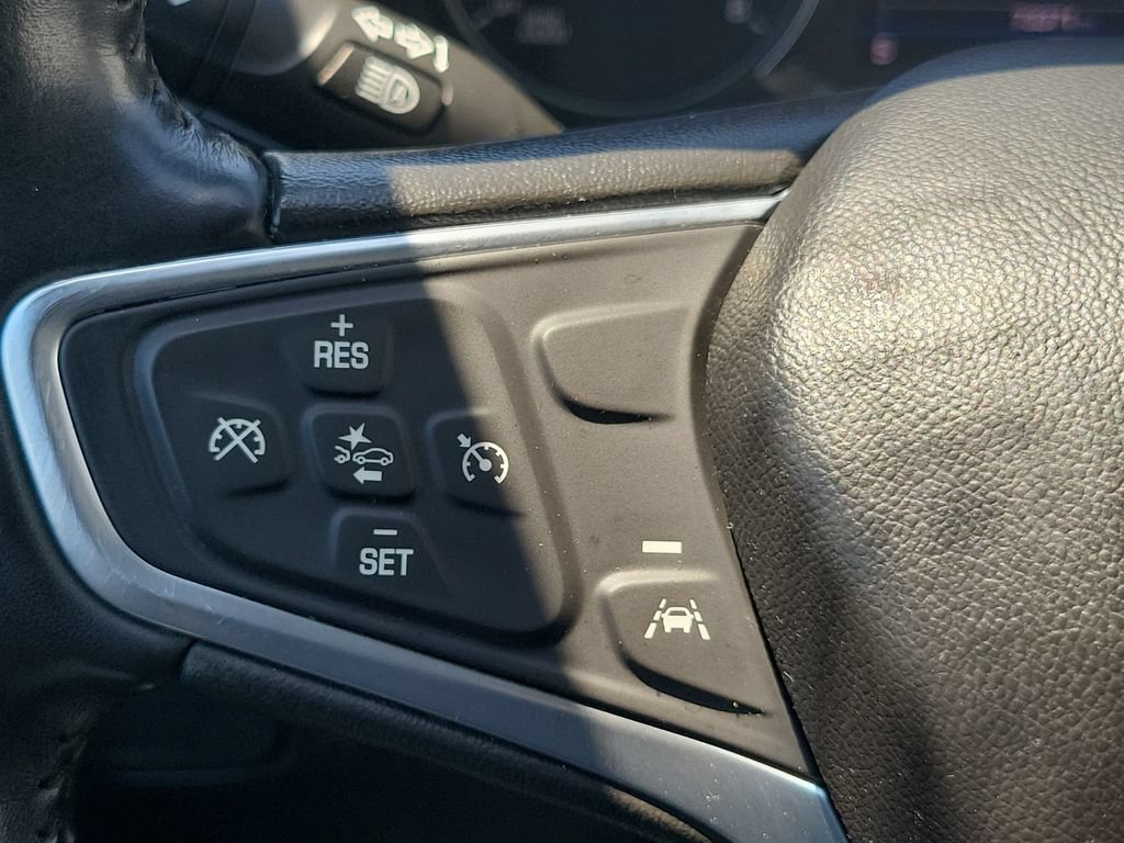 Used 2022 Chevrolet Equinox LT FWD image 32
