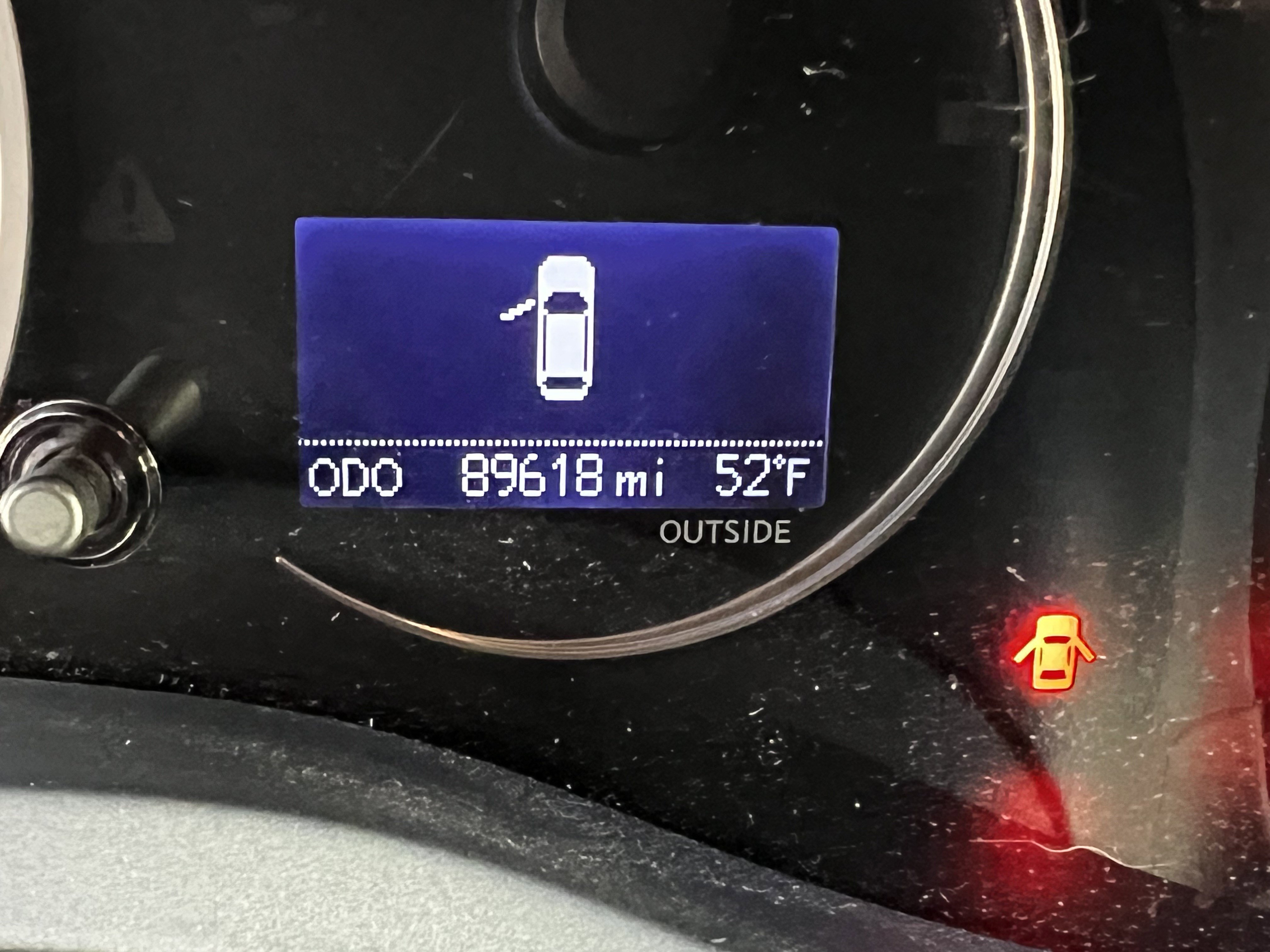 Used 2015 Lexus CT 200h w/ Navigation Package image 21