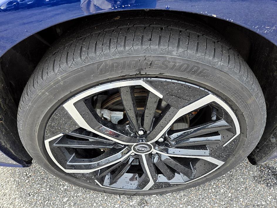 Certified 2024 Nissan Altima 2.5 SR image 11