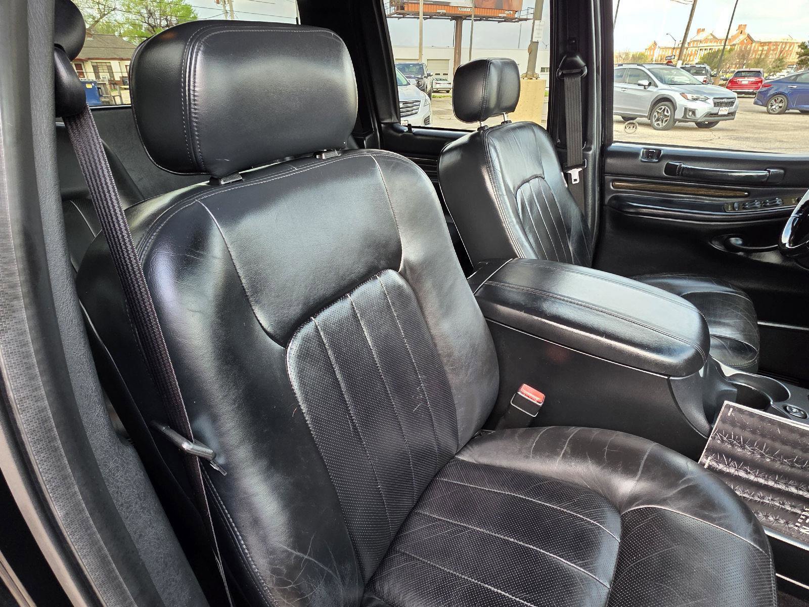 Used 2002 Lincoln Blackwood image 93